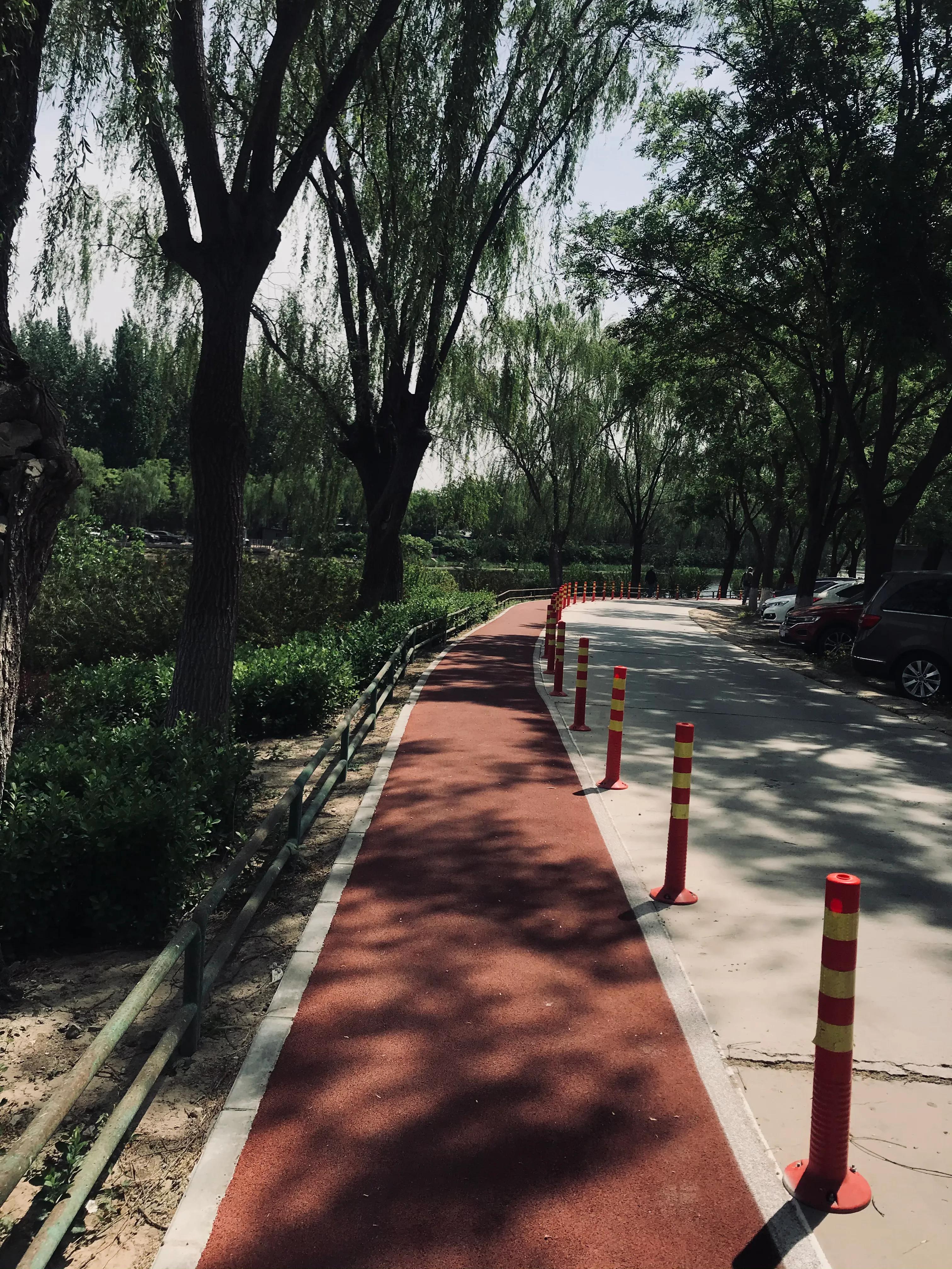 帐篷伞安装过程_皇家帐篷伞_皇家雨伞