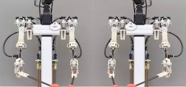 自由度机器人_6自由度机器人结构简图_机器人 舵机 自由度