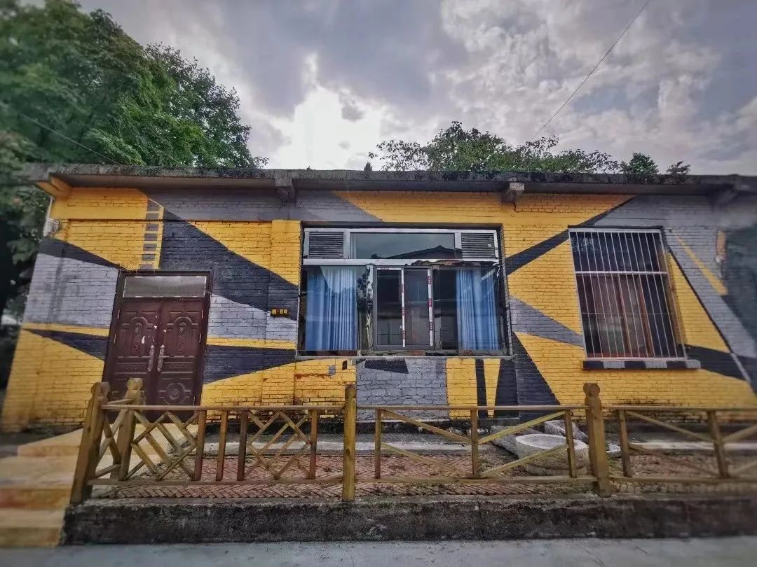 酒吧墙绘设计_酒吧墙绘设计效果图_酒吧墙绘素材