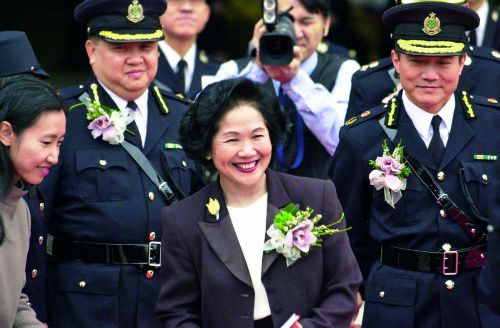 皇家雨伞_伞帐篷怎么搭_皇家帐篷伞