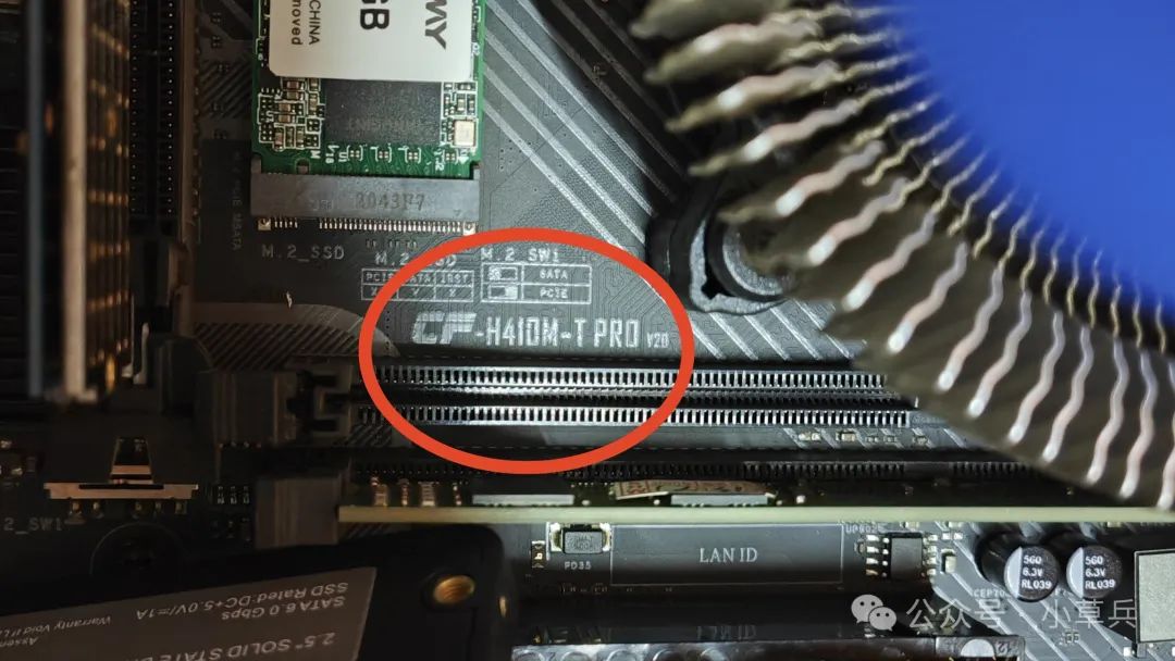 风扇转主板不启动_主板电源风扇不转_风扇主板电源转不开机