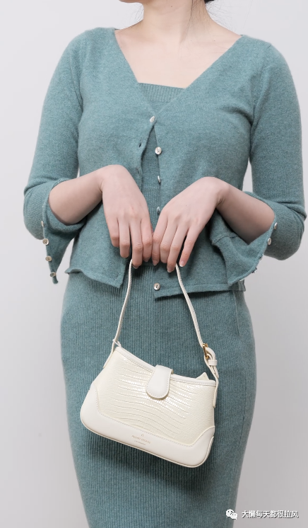 皮皮牛官方旗舰店_以纯官方旗舰男鞋_牛皮手提包官方旗舰店