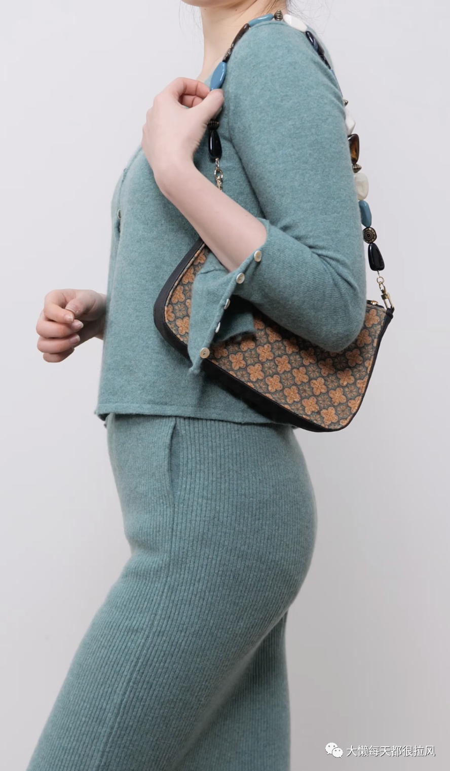 牛皮手提包官方旗舰店_以纯官方旗舰男鞋_皮皮牛官方旗舰店