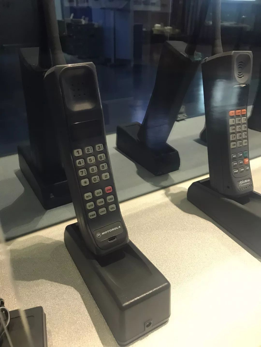 大哥大图片_图片大哥大手机_图片的大哥