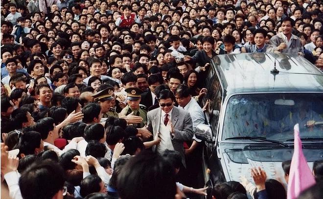 大哥图片下载_大哥大图片手机壁纸_大哥大图片