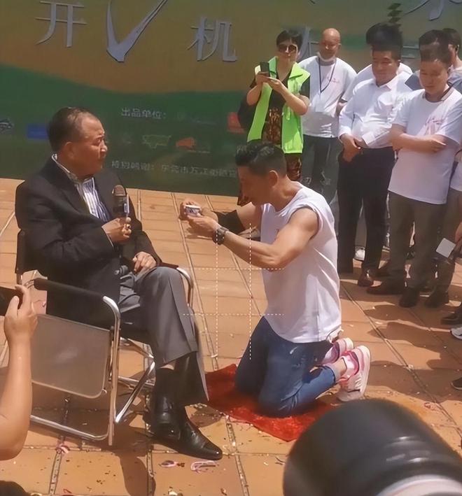 大哥图片下载_大哥大图片_大哥大图片手机壁纸