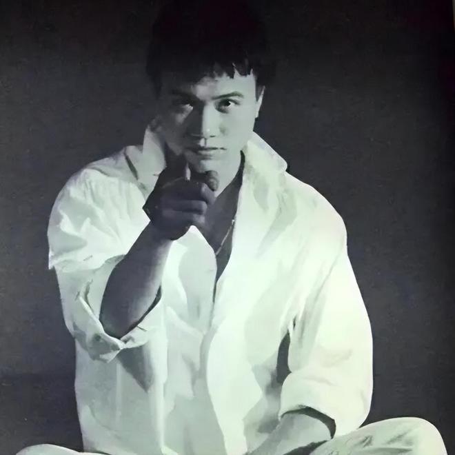 大哥大图片手机壁纸_大哥图片下载_大哥大图片