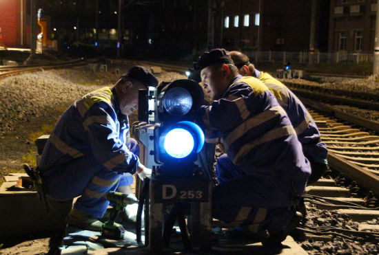 何为道岔定位_道岔定位电连接_道岔定位是什么意思