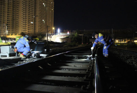 道岔定位电连接_道岔定位是什么意思_何为道岔定位