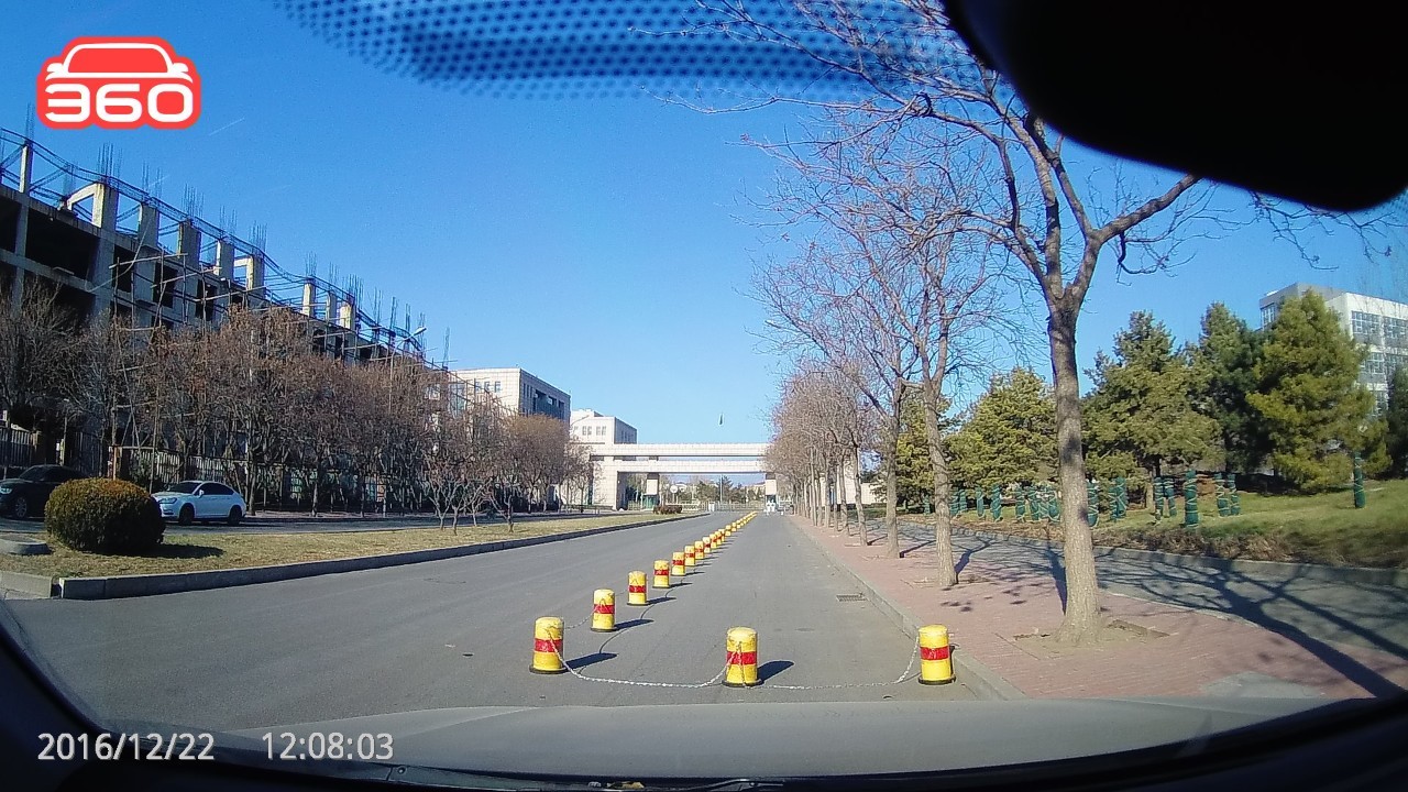 后视镜行驶记录仪_后视镜行车记录仪评测_行车评测仪记录视镜后还能用吗