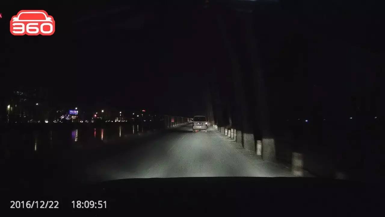 行车评测仪记录视镜后还能用吗_后视镜行车记录仪评测_后视镜行驶记录仪