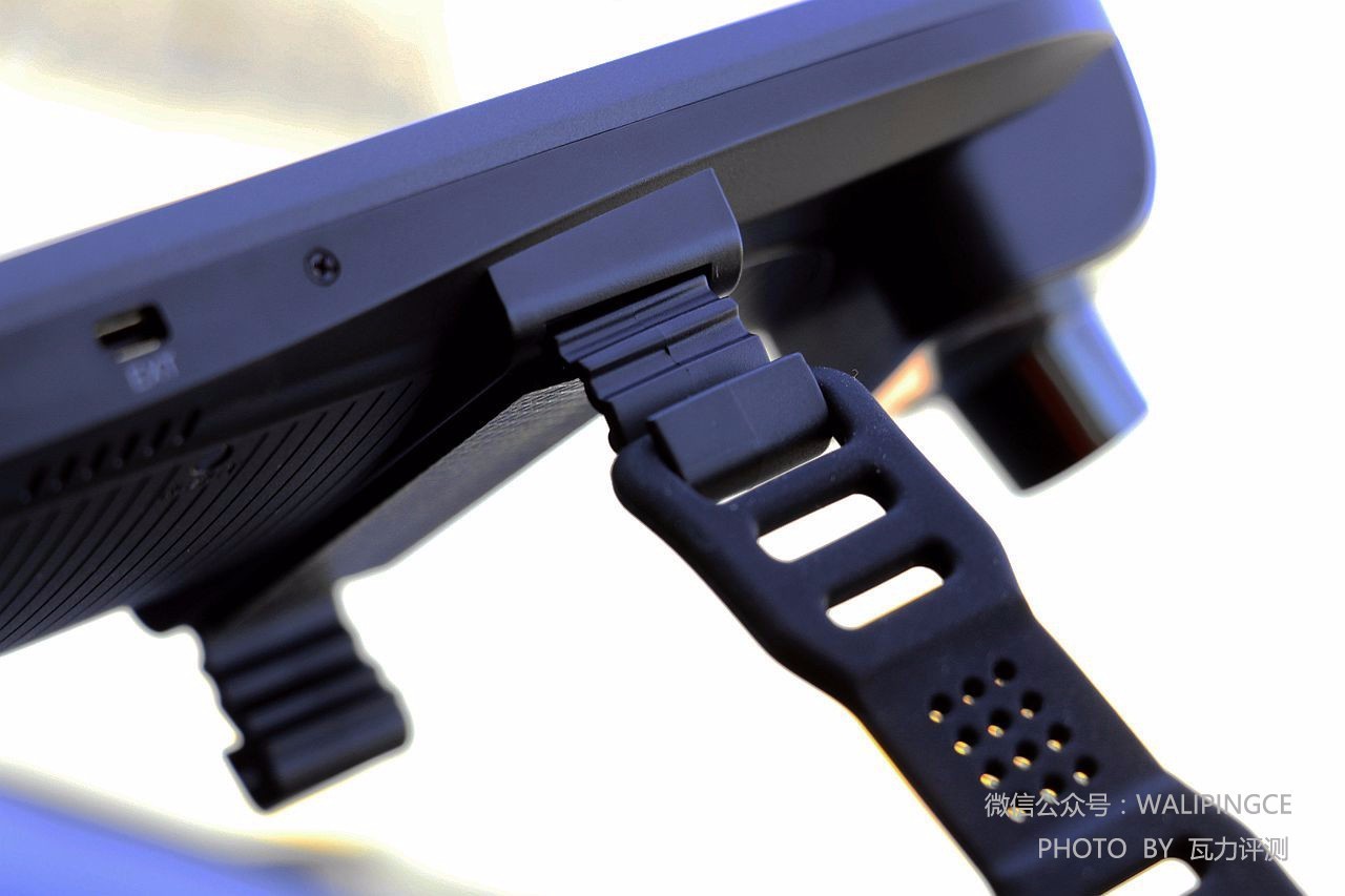 后视镜行车记录仪评测_行车评测仪记录视镜后还能用吗_后视镜行驶记录仪