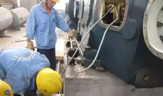 连杆瓦片怎样装正确_连杆瓦安装方法_连杆瓦的安装