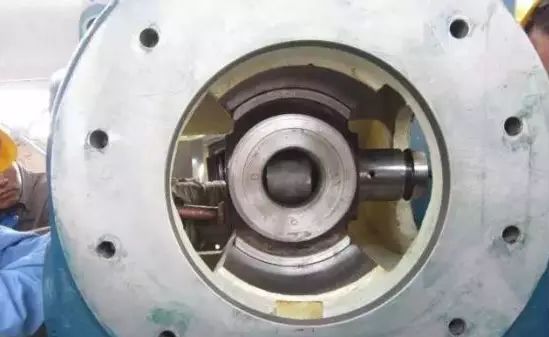 连杆瓦安装方法_连杆瓦的安装_连杆瓦片怎样装正确