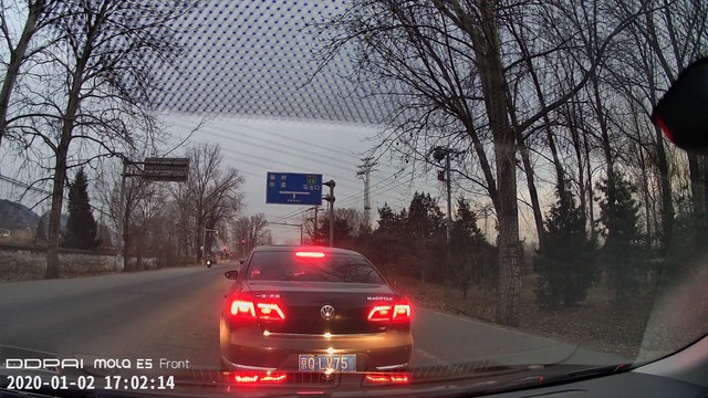 后视镜行车记录仪评测_行车评测仪记录视镜后不显示_行车评测仪记录视镜后还能用吗