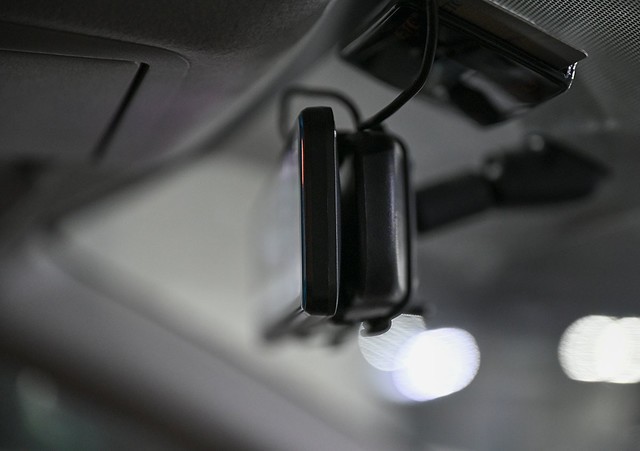 行车评测仪记录视镜后还能用吗_后视镜行车记录仪评测_行车评测仪记录视镜后不显示