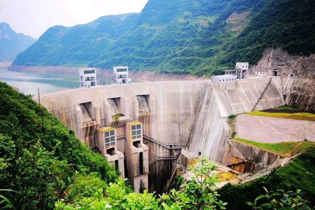 中国重力坝水库有哪些_中国重力坝排名_中国第一座重力坝