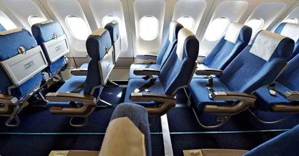 国航空客320中型飞机座位图_国航空客330座位图选座_国航空客a330-200座位图