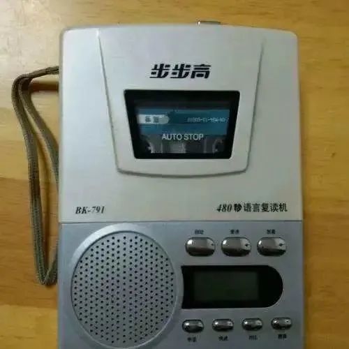 读卡器不显示盘符_读卡器磁盘_读卡器显示盘符但是打不开