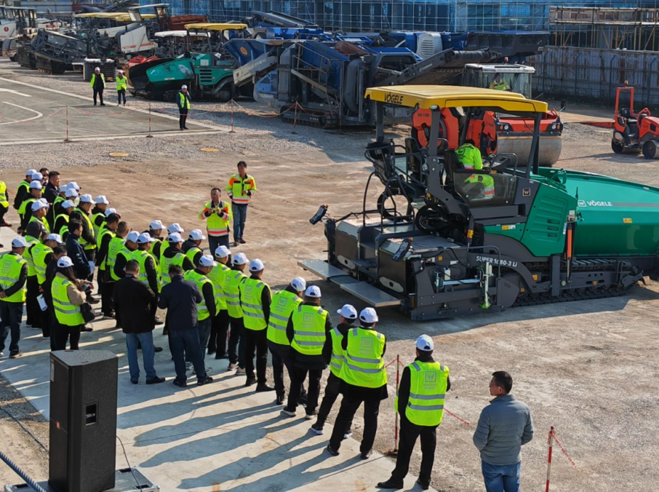 滑模摊铺机构造_滑模摊铺机图片_滑模摊铺机用在哪里