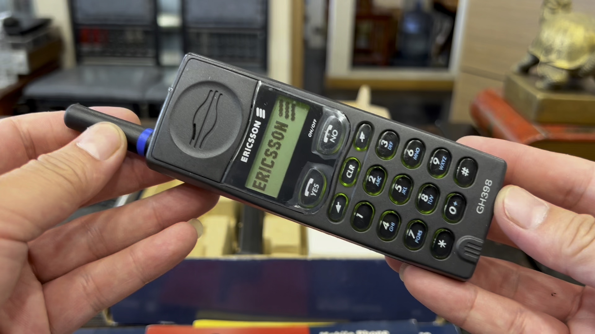 旧大哥大手机收购价_大哥大旧手机有人要吗_旧手机大哥大