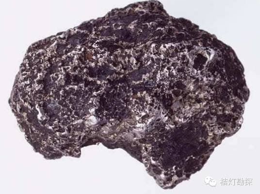 云母片什么意思_片状云母_云母片的作用