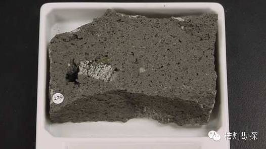 云母片的作用_片状云母_云母片什么意思