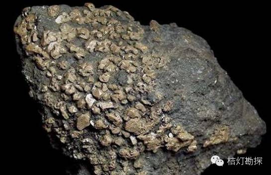 云母片什么意思_片状云母_云母片的作用