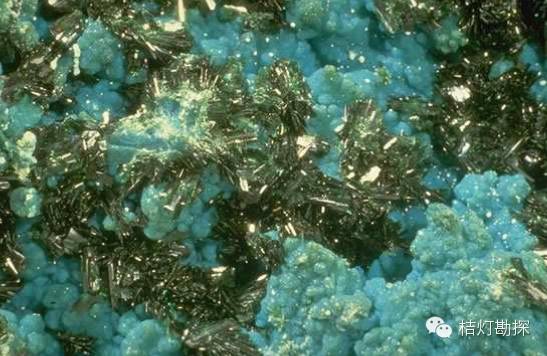 云母片的作用_片状云母_云母片什么意思