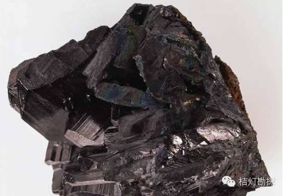 云母片的作用_云母片什么意思_片状云母