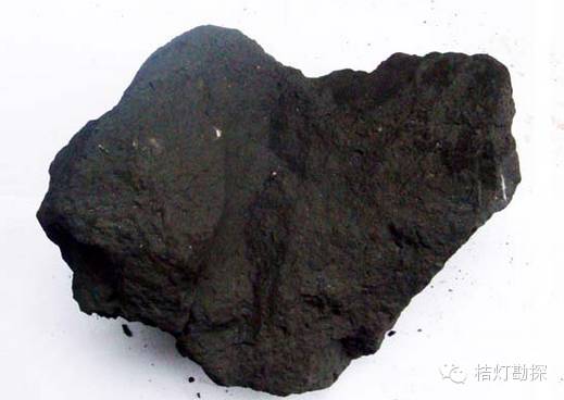 云母片什么意思_云母片的作用_片状云母