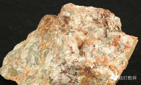 云母片的作用_云母片什么意思_片状云母