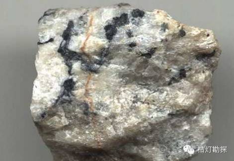 片状云母_云母片什么意思_云母片的作用