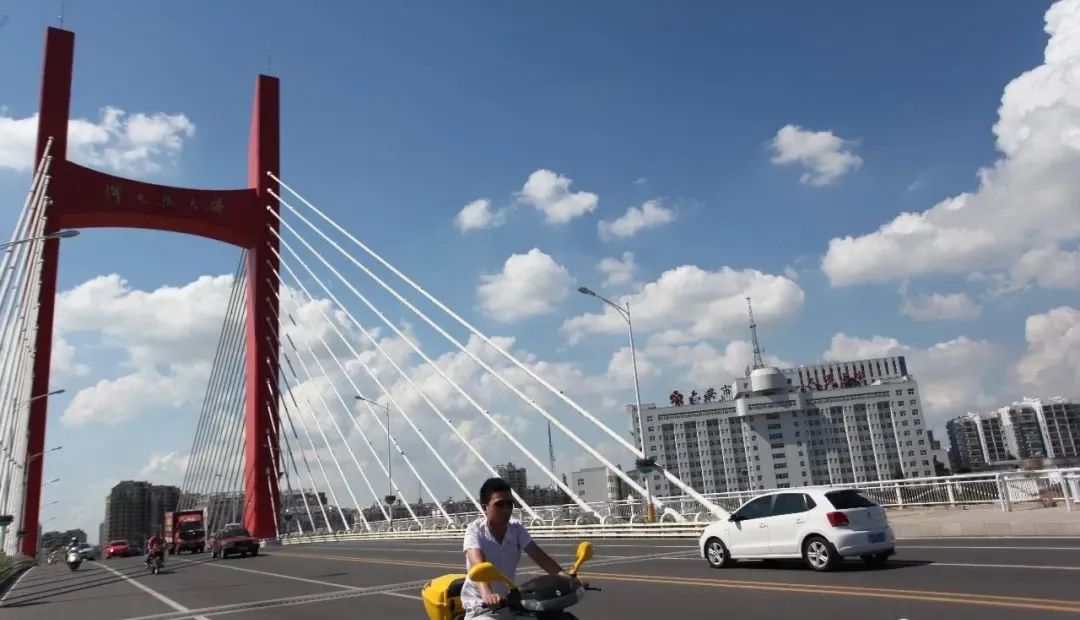 引桥是桥的哪里_桥引是什么意思_引桥是哪部分