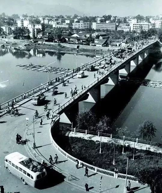 桥的引桥是什么_引桥桥型_引桥是桥的哪里