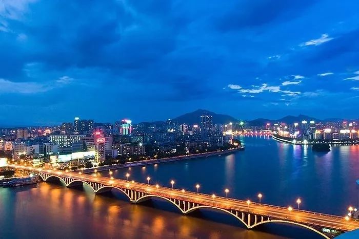 引桥桥型_引桥是桥的哪里_桥的引桥是什么