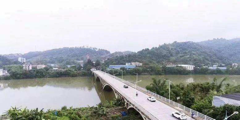 桥的引桥是什么_引桥桥型_引桥是桥的哪里