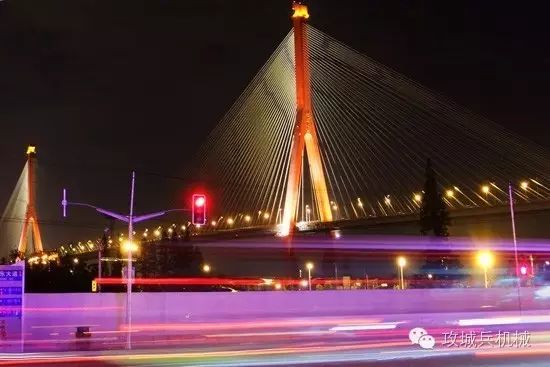 引桥是桥的哪里_引桥是哪部分_桥的引桥是什么