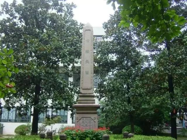 中国的翻译史_中国翻译的形成与发展_中国翻译体例