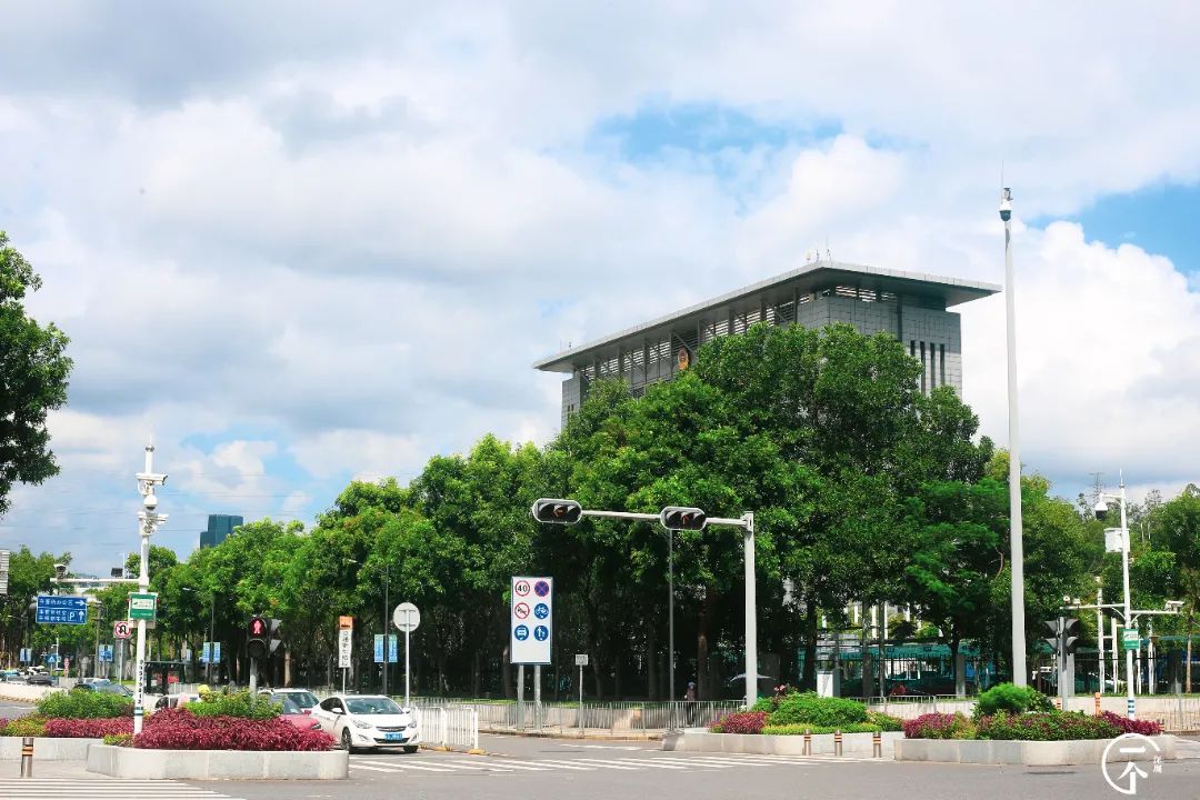 南山科技园普工工资一般多少_南山科技园it工资多少?_深圳南山科技园工资