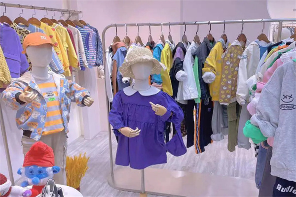 史努比童装加盟