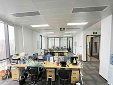 科技园 独栋 正对电梯 精装带家具 采光位置好 东旭国际中心