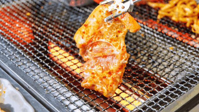 小米盒子视频里的小型投影仪是什么的_投影和小米盒子能无线连接吗_投影仪小米盒子怎么用