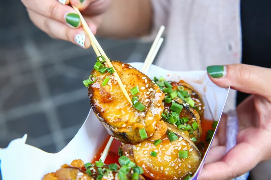 投影和小米盒子能无线连接吗_小米盒子视频里的小型投影仪是什么的_投影仪小米盒子怎么用