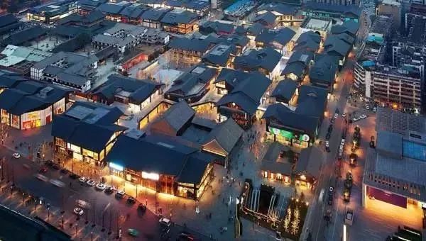 投影仪小米盒子怎么用_小米盒子视频里的小型投影仪是什么的_投影和小米盒子能无线连接吗