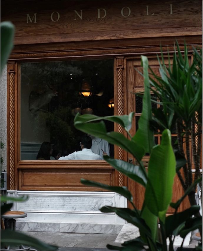 投影和小米盒子能无线连接吗_投影仪小米盒子怎么用_小米盒子视频里的小型投影仪是什么的