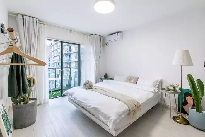 投影仪小米盒子怎么用_投影和小米盒子能无线连接吗_小米盒子视频里的小型投影仪是什么的