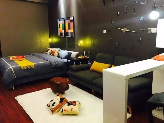 投影仪小米盒子怎么用_投影和小米盒子能无线连接吗_小米盒子视频里的小型投影仪是什么的