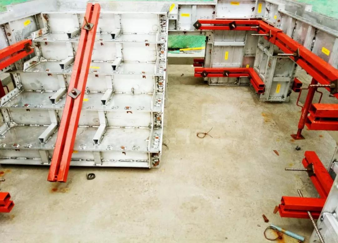 钢模板型号的符号怎么区分_钢模板型号_钢模板代号