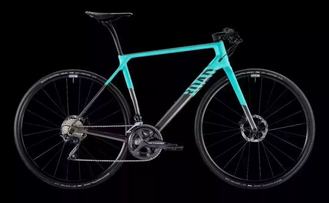 投影和小米盒子能无线连接吗_小米盒子视频里的小型投影仪是什么的_投影仪小米盒子怎么用